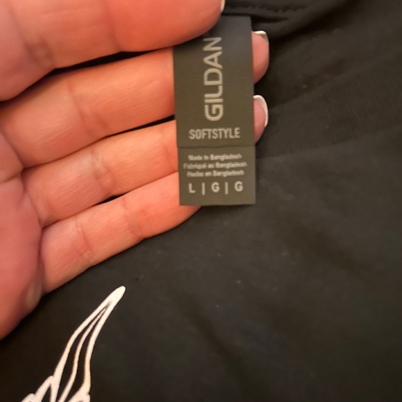 Swag white cloud Gildan Black Party Favors t-shirt, cultivator brand new - Picture 3 of 3